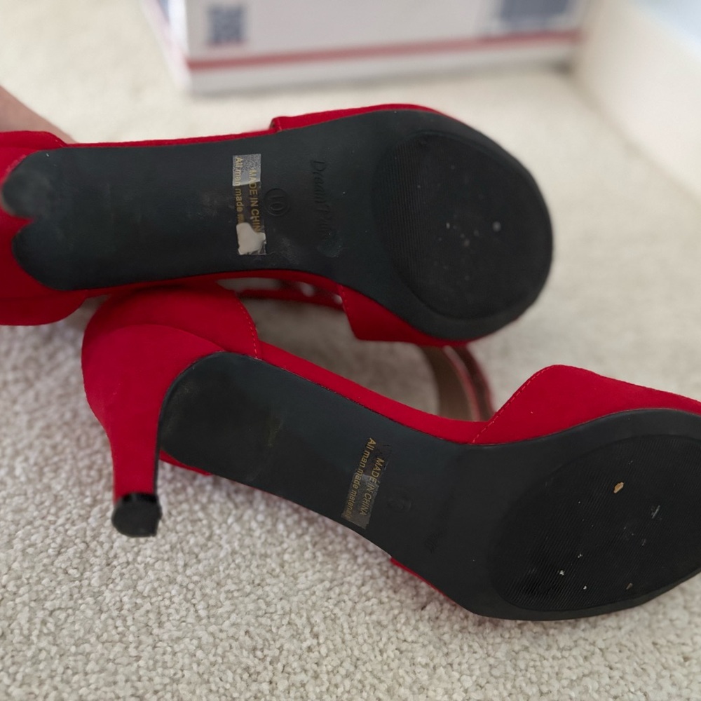 Elegant Red Women's Heels - Picture 5 of 5